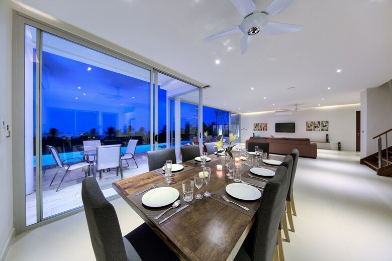 18 Bedroom Luxury Sea View Villas