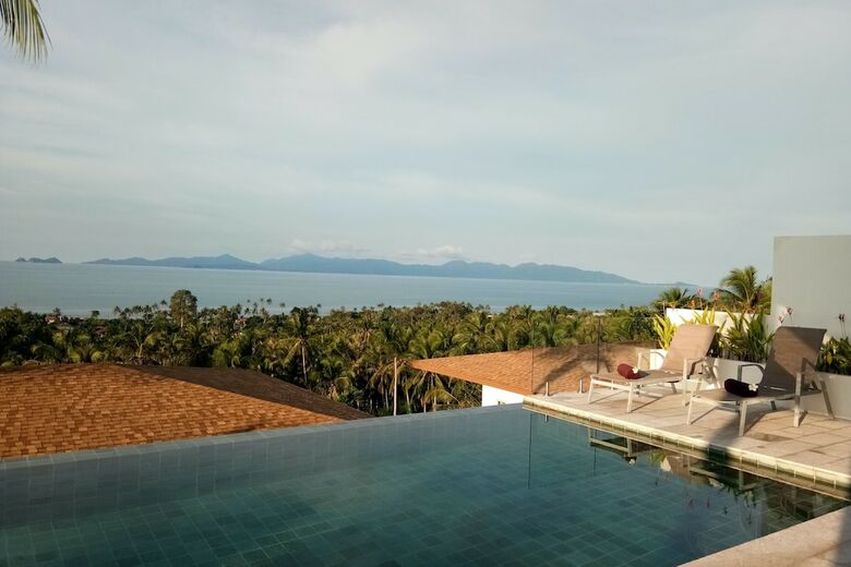 18 Bedroom Luxury Sea View Villas