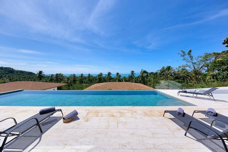 18 Bedroom Luxury Sea View Villas