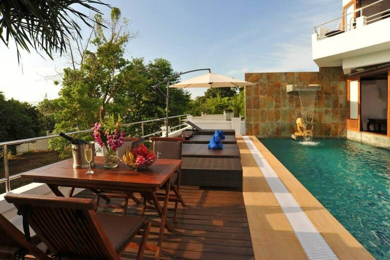 6 Bedroom Sea View Villa Big Buddha