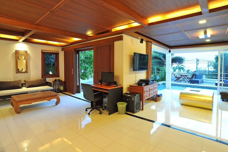 6 Bedroom Sea View Villa Big Buddha