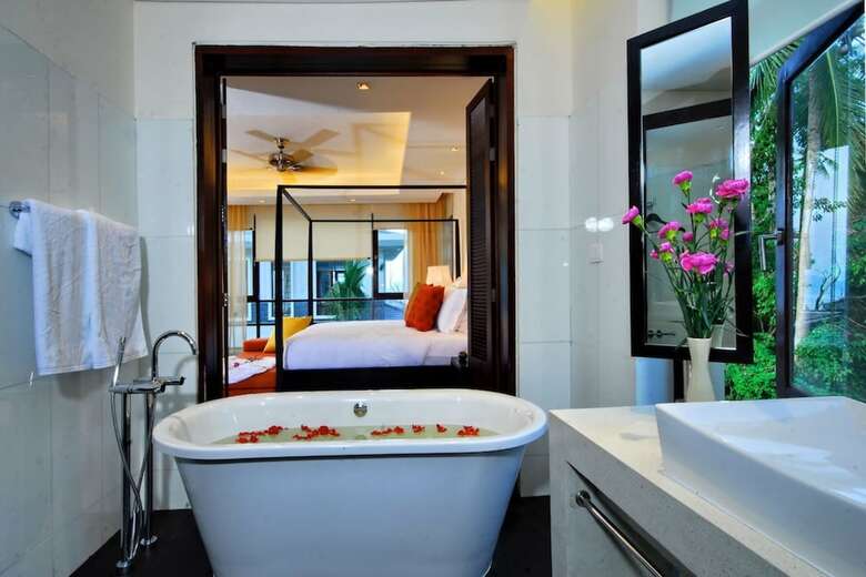 2 Bedroom Luxury Villa Frangipani Near Beach Front