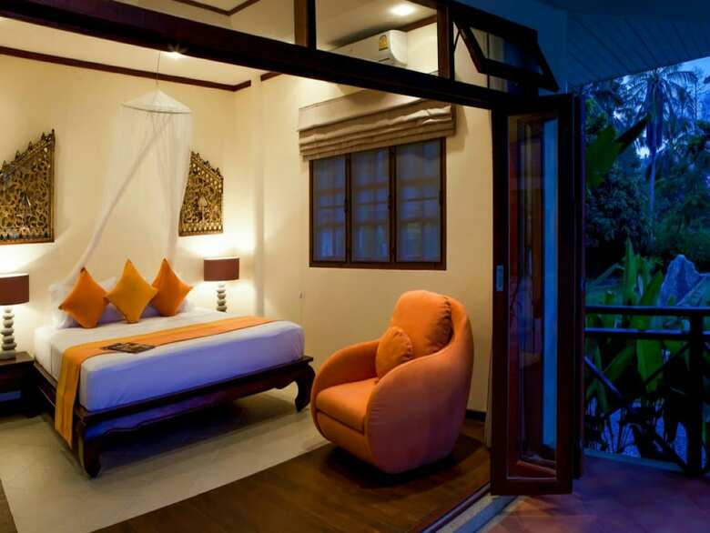 4 Bedroom Beach Front Villa Sea Breeze