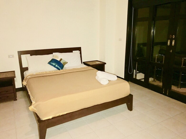7 Bedroom Twin Villas On Beach Front Resort