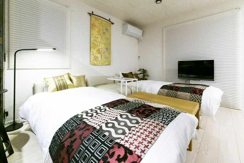Apartamentos Rivre Housai