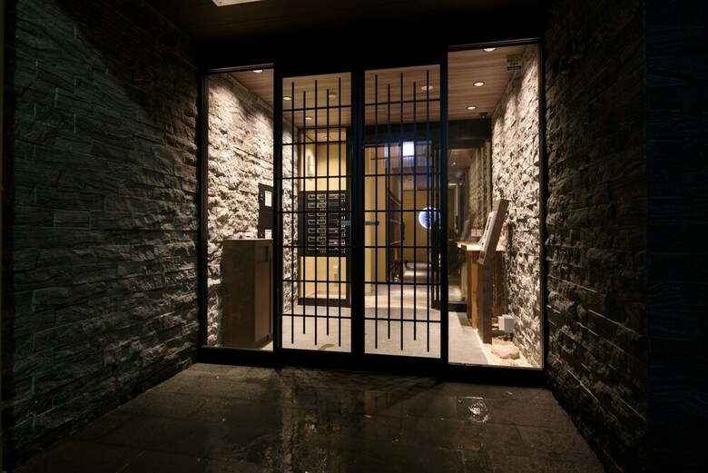 Apartamentos Rivre Housai