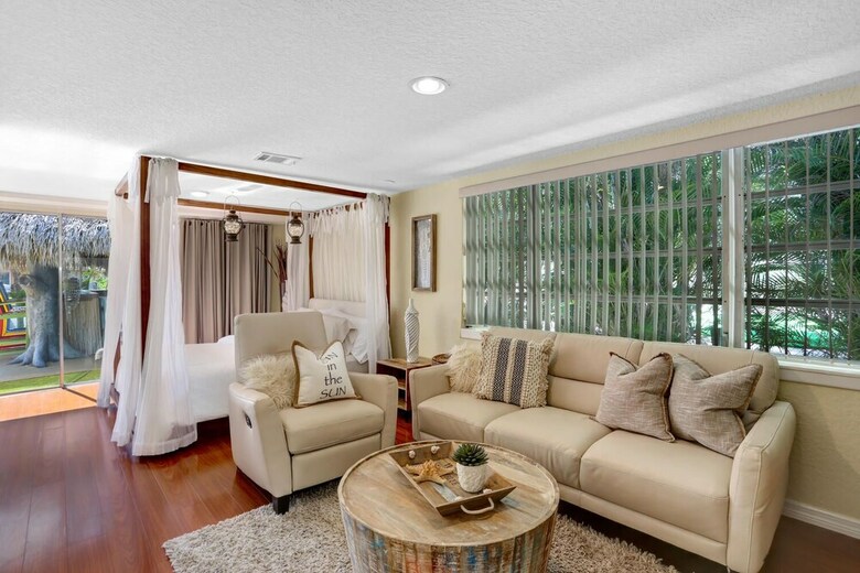Tropic Like It Hot! Private Tropical Retreat