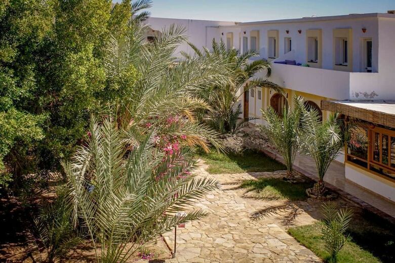Jowhara Hotel