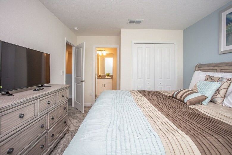 Beautiful & Contemporary Home In Champions Gate