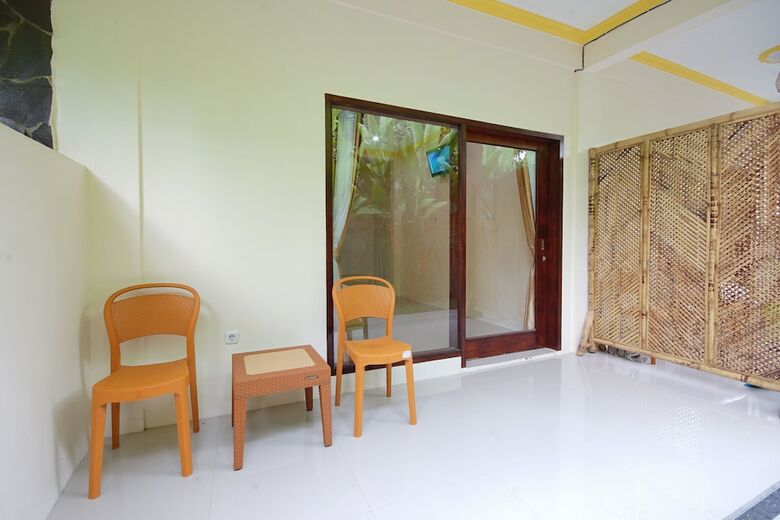 Bed & Breakfast Zam Zam Anjani Villa