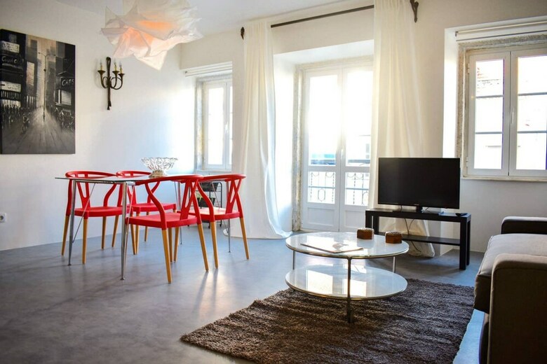 Apartamentos Modern Bright Open Plan Living In Trendy Lisbon