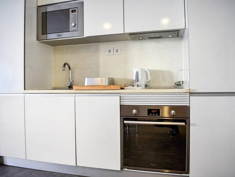Apartamentos Modern Bright Open Plan Living In Trendy Lisbon