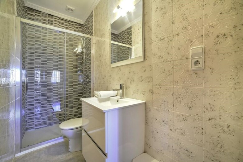 Villa - 4 Bedrooms With Pool And Wifi - 107481