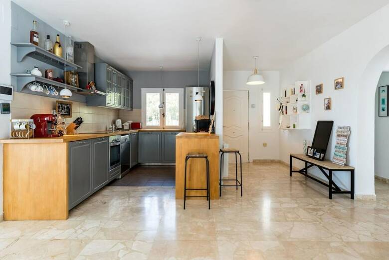 Villa - 3 Bedrooms With Pool And Wifi - 107862