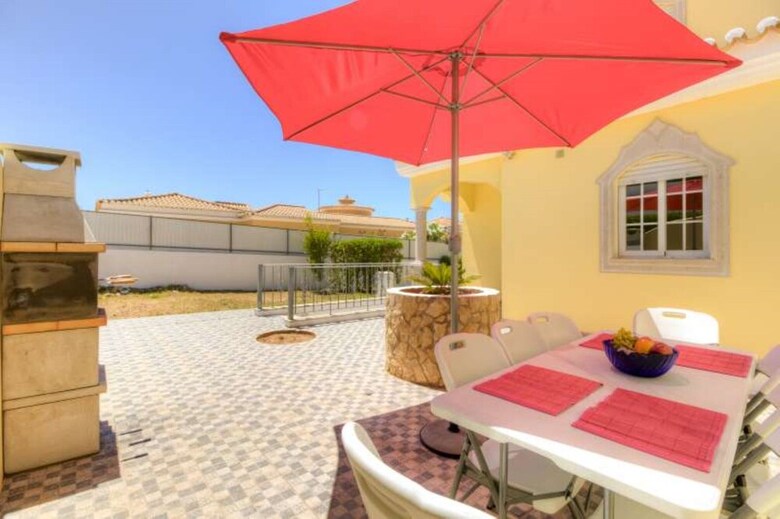 Villa - 6 Bedrooms With Pool And Wifi - 104371