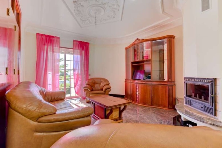 Villa - 6 Bedrooms With Pool And Wifi - 104371