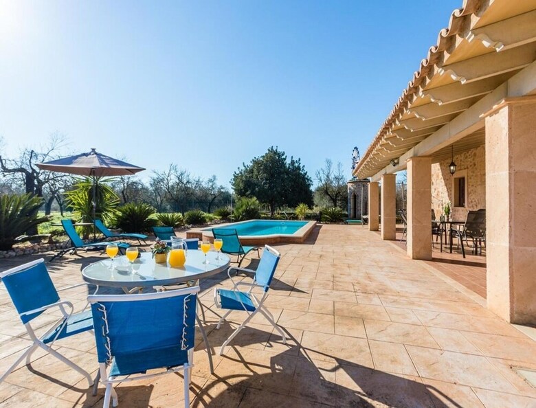 Villa - 4 Bedrooms With Pool And Wifi - 104238