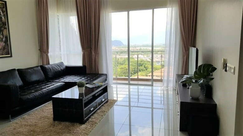 Hotel Suites At The Haven Lakeside By Plush