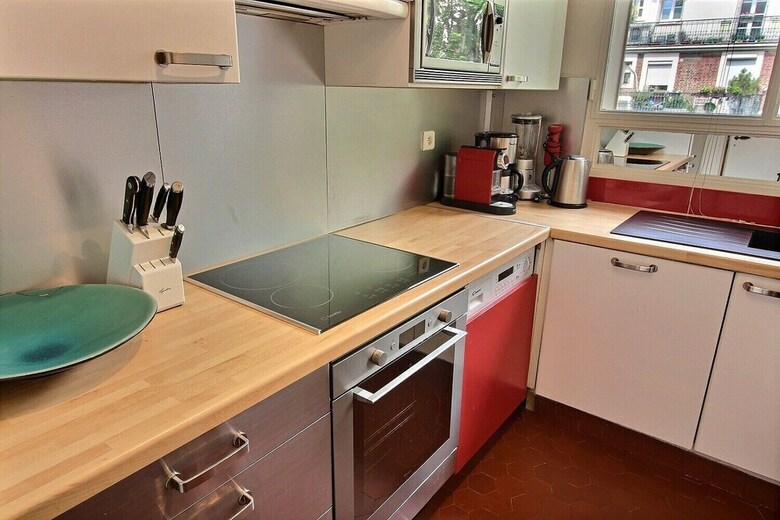 116324 - 2 Person Apartment Near Eiffel Tower