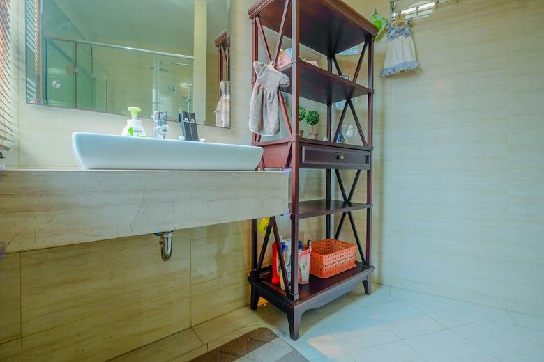 Relaxing 2br With Ocean View At Ancol Mansion Apartment
