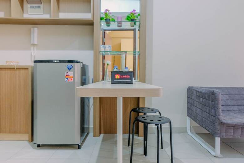 Minimalist And Simple 1br At Saveria Apartment