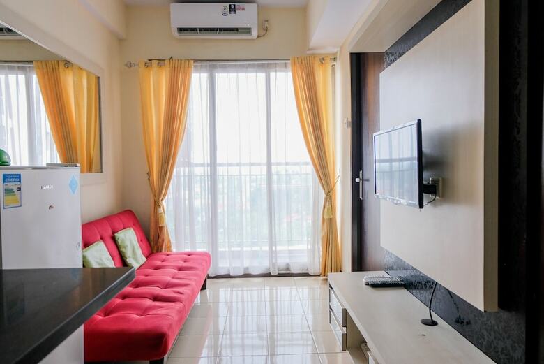Homey 2br At Serpong Greenview Apartment