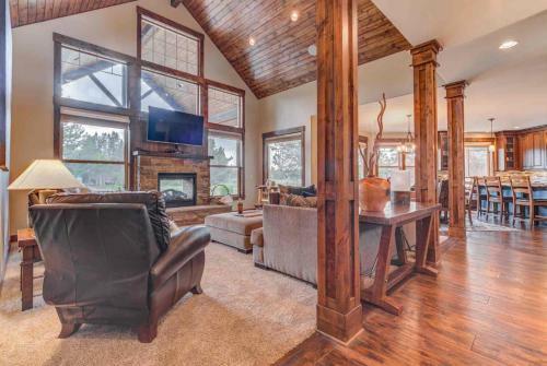 Pony Express Way 16795 By Village Properties At Sunriver