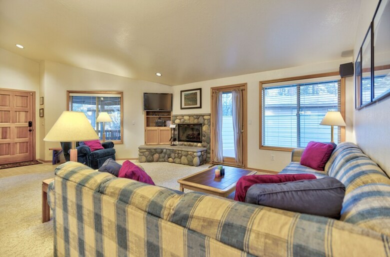 Coyote Lane By Village Properties At Sunriver