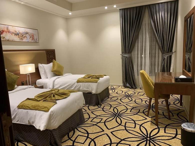 Lotaz Hotel Suites - Al Salamah