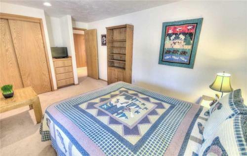 Warbler Lane 15 By Village Properties At Sunriver