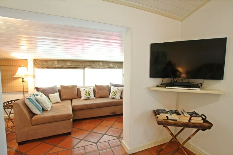 Villa Little Seascape By Blue Sky Luxury