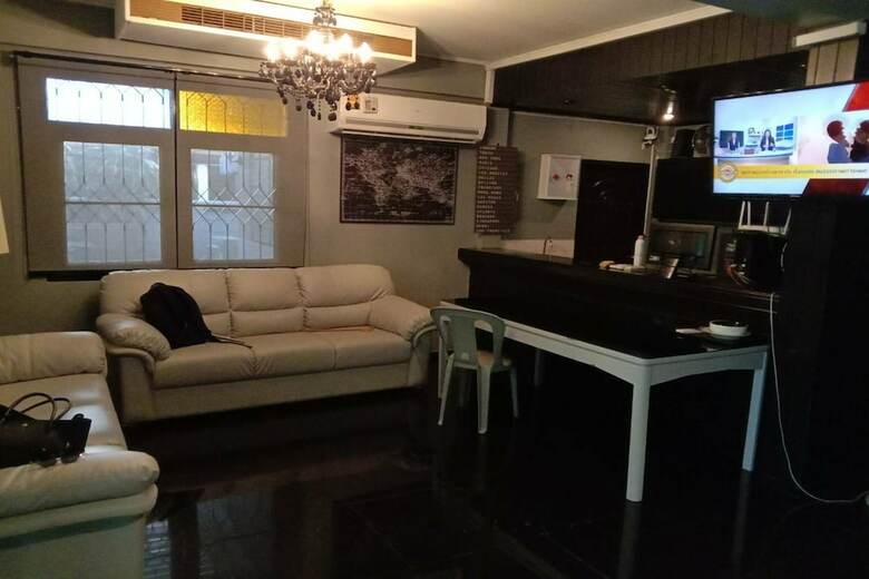 Hotel Oyo 857 42 Loft Bed And Breakfast