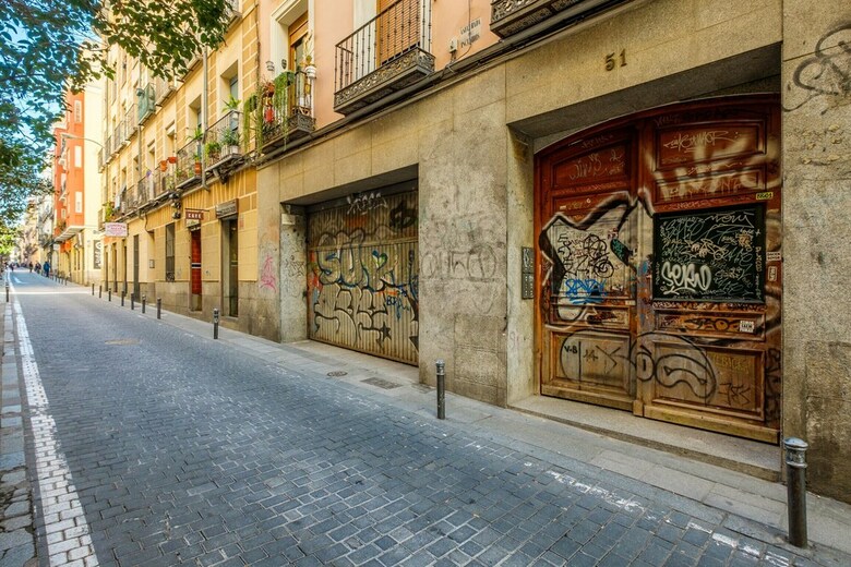 Apartamento Estudio Con Terraza En Malasa�a