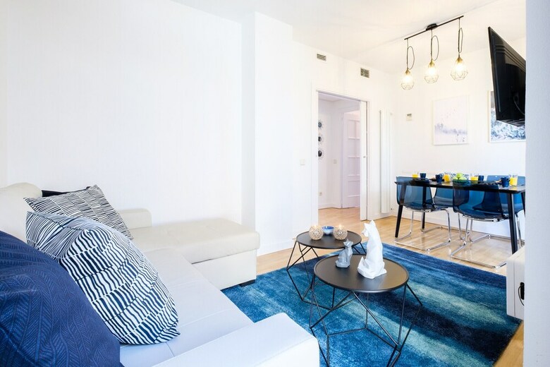 Apartamento Acogedor �tico Con Terraza En Retiro