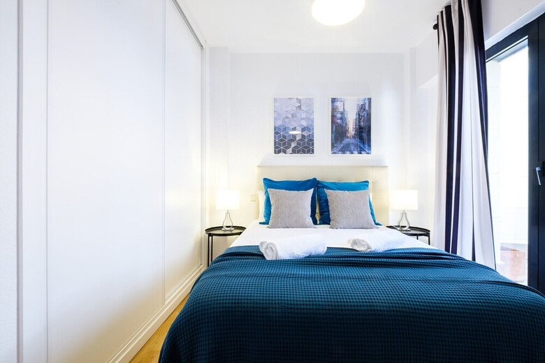 Apartamento Acogedor �tico Con Terraza En Retiro