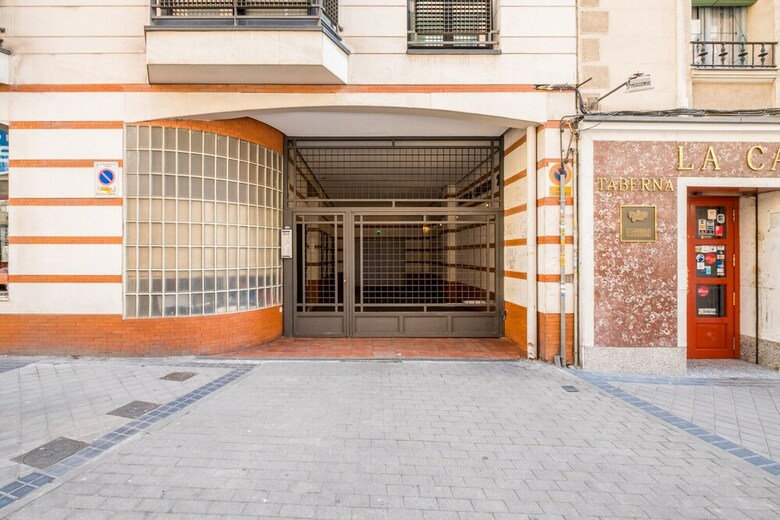 Apartamento Acogedor �tico Con Terraza En Retiro