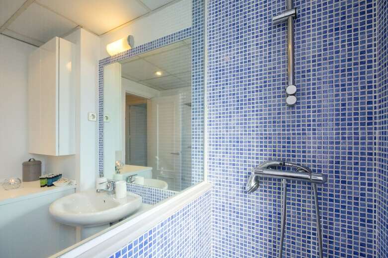Apartamento Acogedor �tico Con Terraza En Retiro