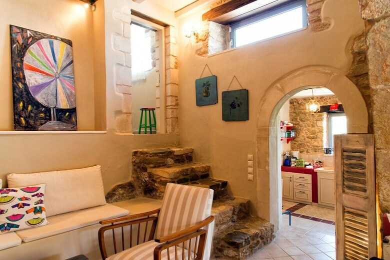 Joy: Artist's Stone House With Countryside Views