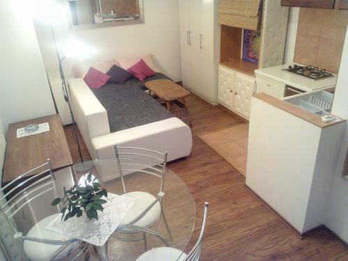 Collins Apartments