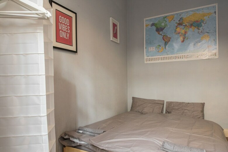 Edina � Bright City Centre Apartment