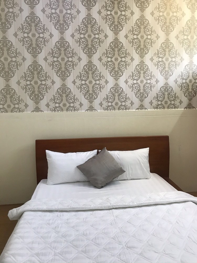 Nguyen Phuc Hotel