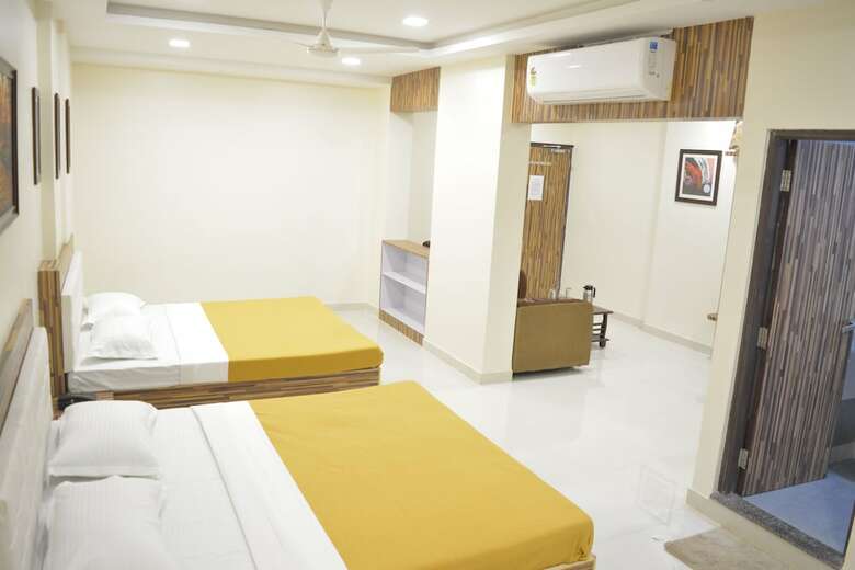 Hotel Parkview Residency