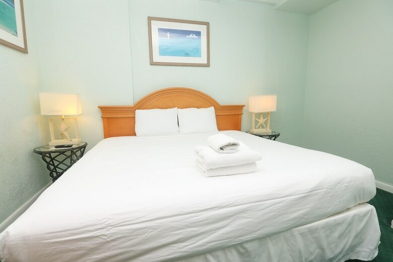 654 City View Apartment Hollywood Beach