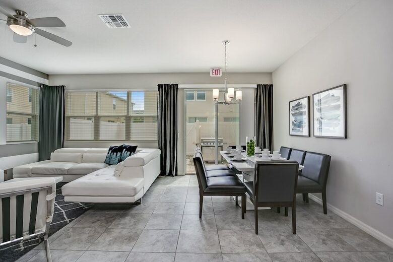 5128kway Amazing New Compass Bay Resort