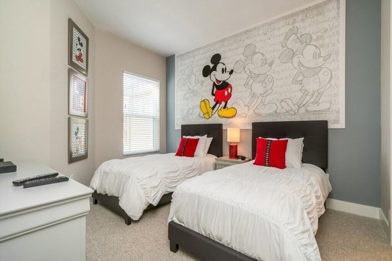 Amazing Location Modern Townhome Close To Disney
