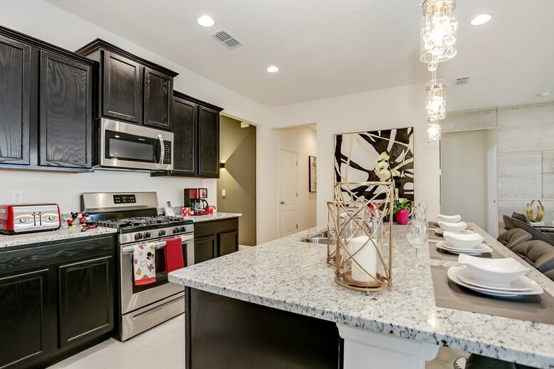 6070boa Luxury 6 Bedroom 4.bath Home With Spa