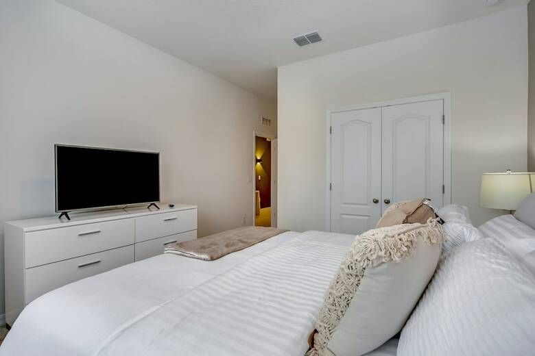 6070boa Luxury 6 Bedroom 4.bath Home With Spa