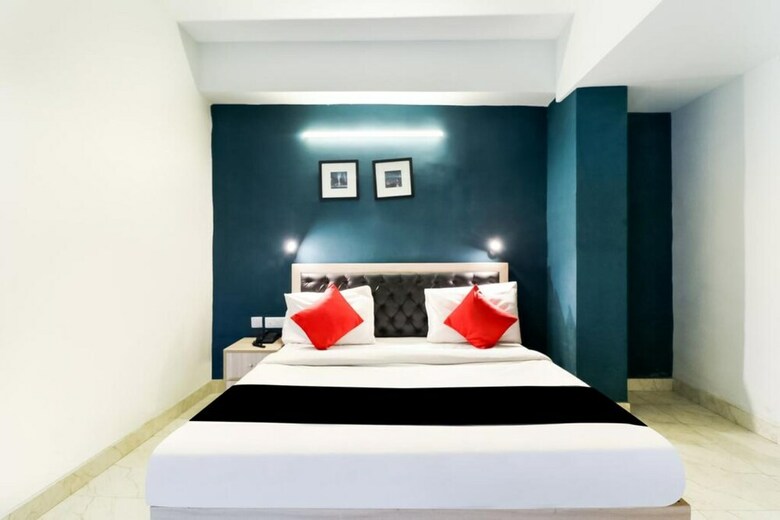 Adb Rooms Hotel Nazeer