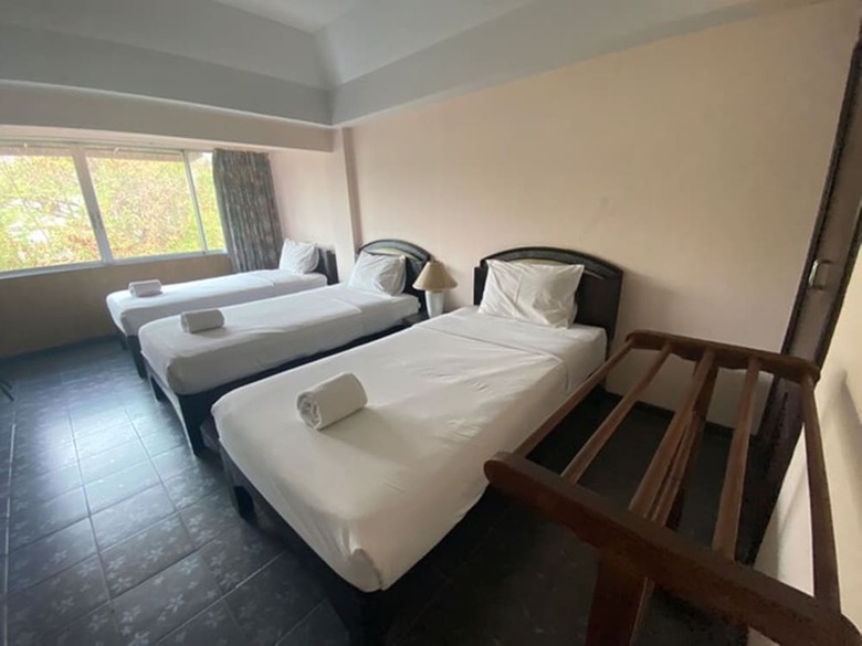 Hotel Oyo 903 Madame Kim Hostel