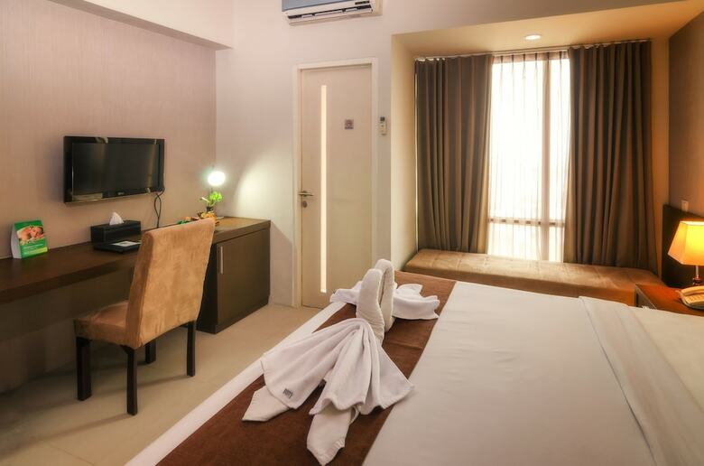 Hotel The Square Surabaya